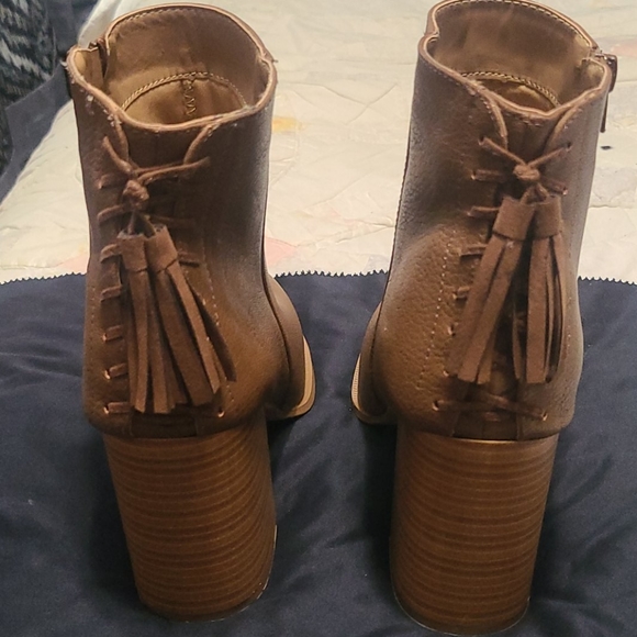 NWOT Ankle Boots - Picture 4 of 6